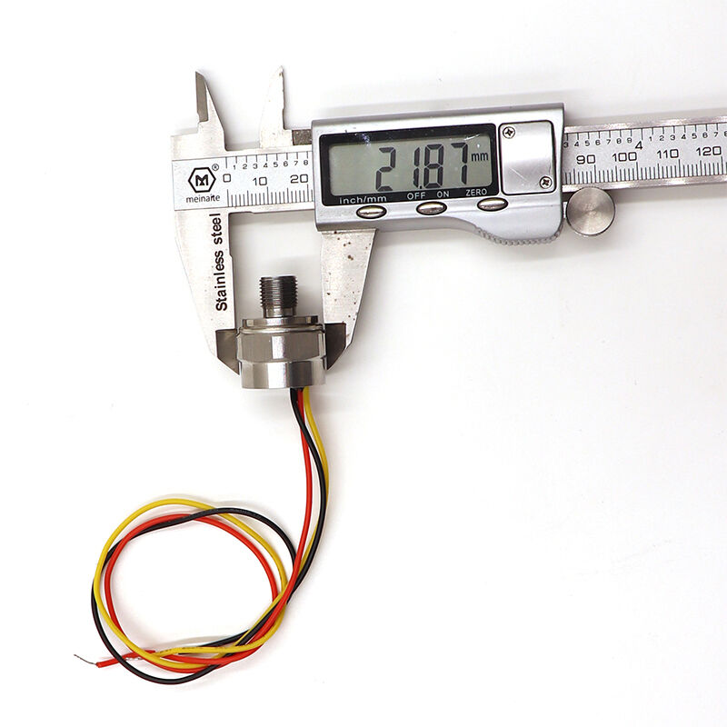การป้องกันระดับ IP68 และเซ็นเซอร์แรงดันน้ำมันเอาท์พุต 0.5-4.5V สำหรับการใช้งานในยานยนต์